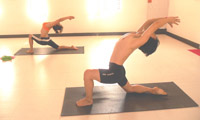 Ardha chandrasana Variation